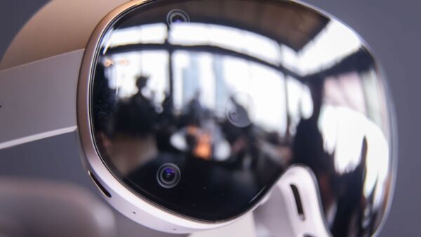 Samsung Galaxy XR vs. Meta Quest 3: A Comparative Analysis